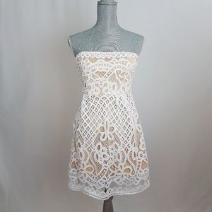 Francesca's Giselle White Strapless Lace Dress S
